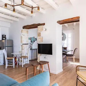 Apartment Anne Apartment, At The Venetian Port Of Rethimno!, Rethymno (Crete)
