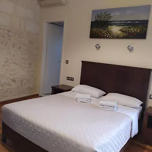 2* Pensión Sea Front Old Town