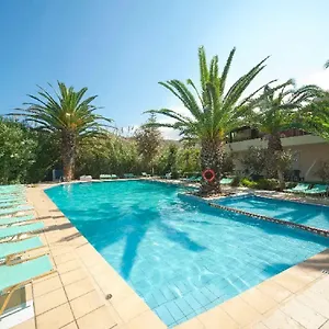Otel Maravel Land, Resmo