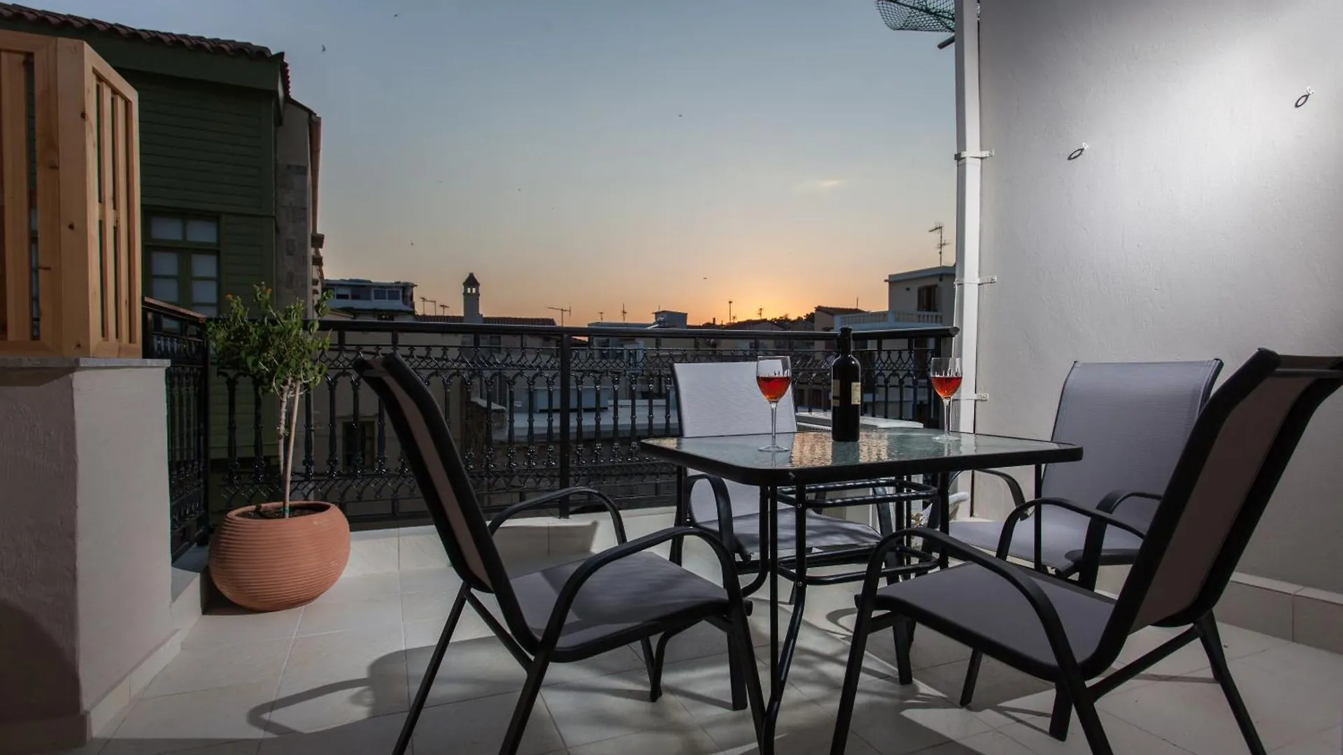 Loggia A275 Apartment Rethymno